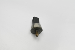  High pressure fuel line sensor 