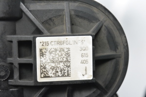 Volkswagen Passat B8 (2014–2023) Tagumine pidurisadul 3Q0615405J - 4