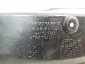 Mercedes Benz C-Class 205 (2014–2021) Esiporitiiva muu osa A2058890125 - 3