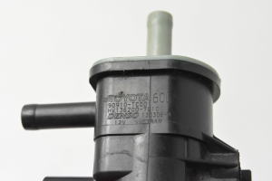 TOYOTA Auris E18 (2012–2018) Other valve 90910TC001 - 3