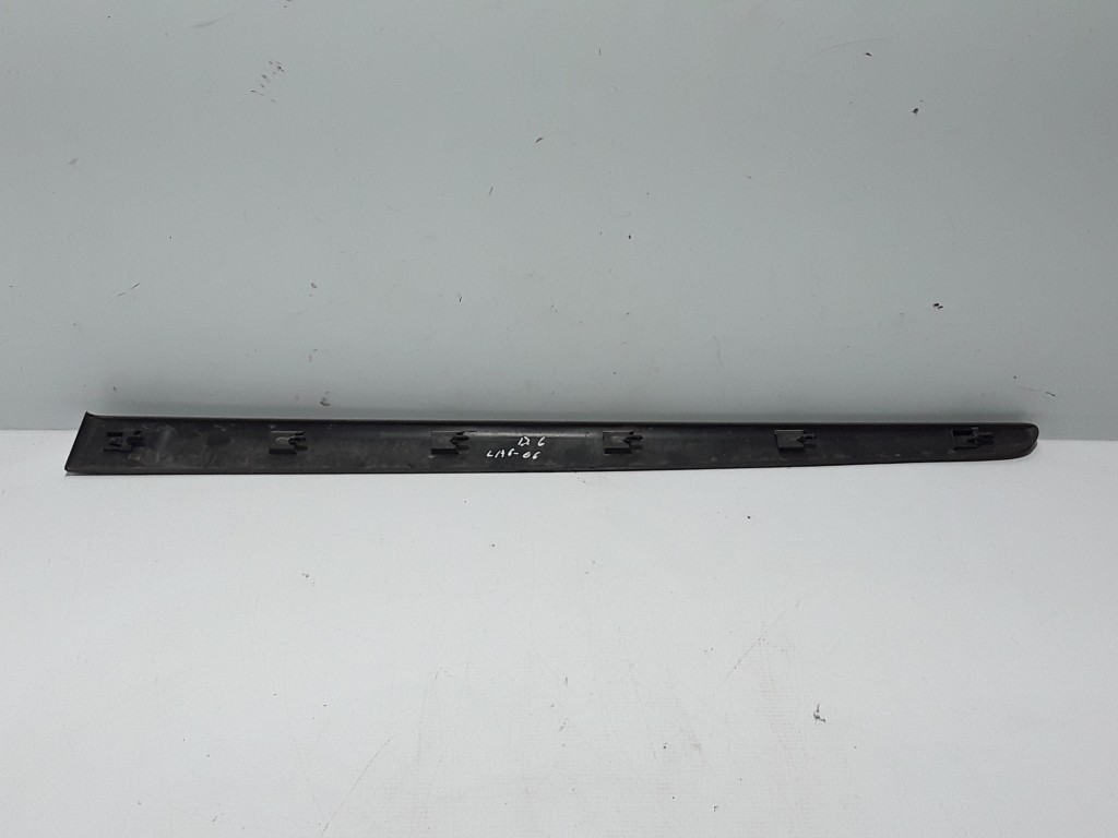 RENAULT Laguna 2 generation (2001-2007) Right Side Sliding Door Molding 8200036023 22411797