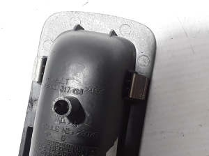 RENAULT Laguna II (2001–2007) Tagumise külgukse aknalüliti 8200317493 - 3
