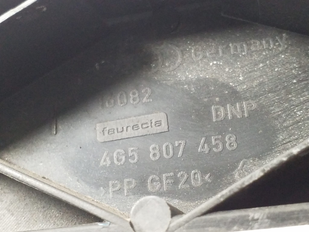 AUDI A6 C7/4G (2010-2020) Держатель заднего бампера правый 4G5807458 21921049