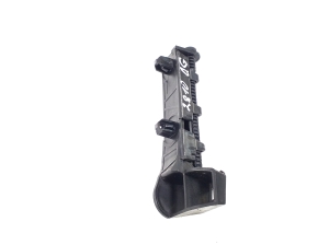 Rear bumper bracket - 4G5807889