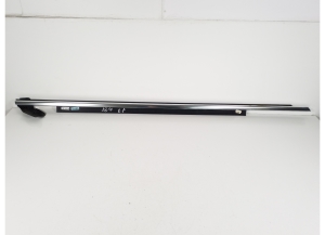   Esiukse klaasi välimine liist  - 4G0853284 