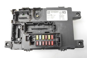 Opel Corsa D (2006–2014) Drošinātāju kaste salonā 1314224 - 5
