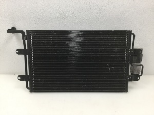 Volkswagen Golf IV (1997–2003) Konditsioneeri radiaator ja selle osad 1J0820411D - 2