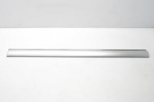 Esiukse liist - A2106900362