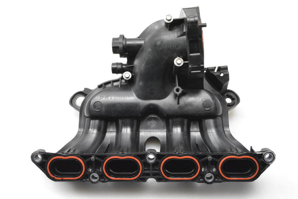 Used BMW 1 SERIES Intake manifold 7595077