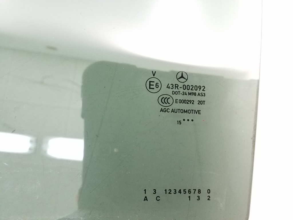 MERCEDES-BENZ GLC X253 (2015-2024) Kairys šoninių durų stiklas A2537350500 20432054