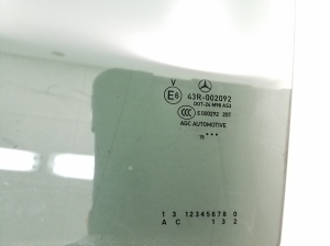 Mercedes Benz GLC-Class 253 (2015–2019) Aizmugurējo sānu durvju stikls A2537350500 - 4
