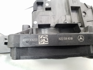 Mercedes Benz GLC-Class 253 (2015–2019) Rear side door lock A0997304200 - 4