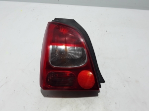  Rear corner lamp 