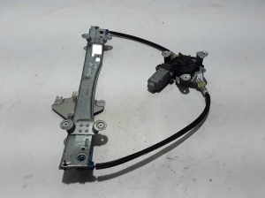 RENAULT Twingo II (2007–2014) Priekšējo durvju logu pacēlājs 8200388658 - 2