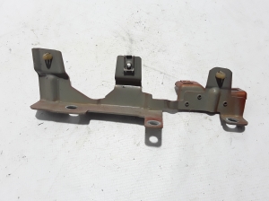 RENAULT Twingo II (2007–2014) Front fender bracket 7782597657 - 2