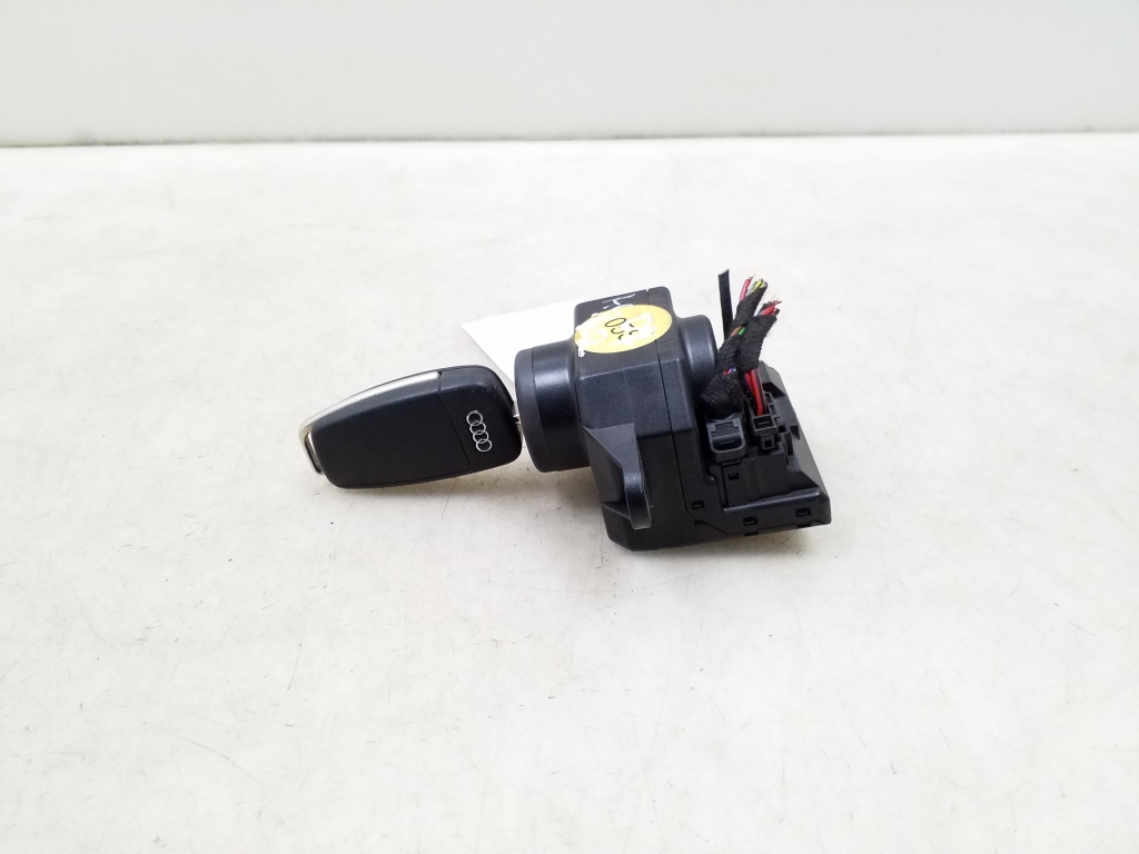 Used AUDI A6 Ignition switch 4F0909131E