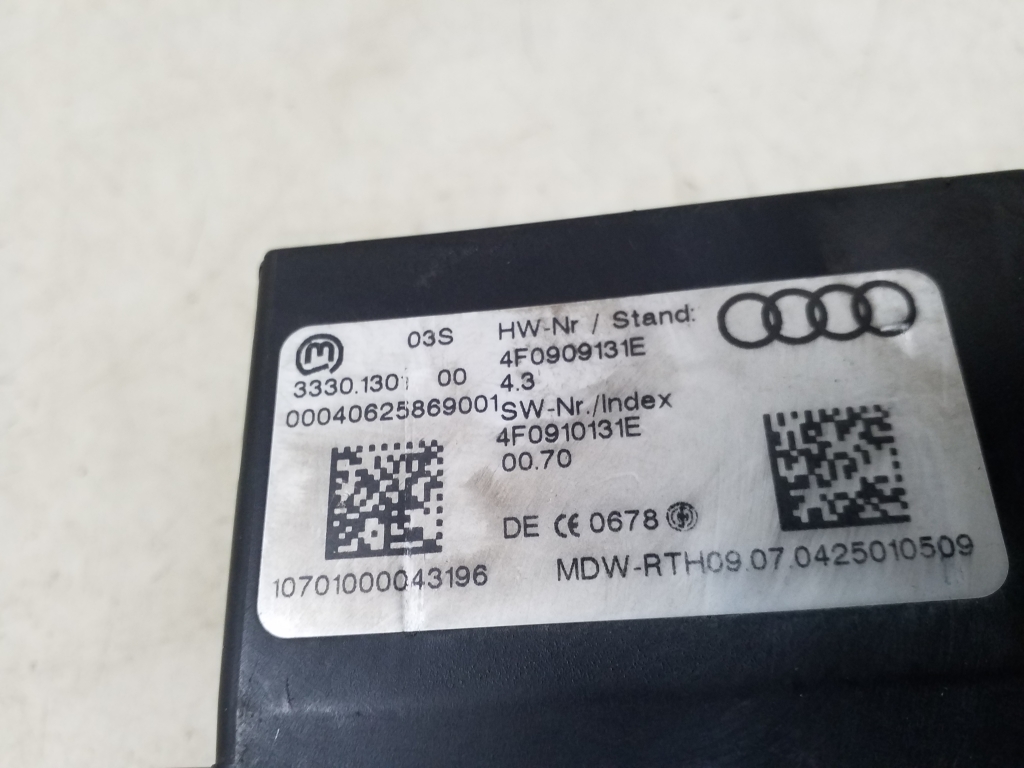 Used AUDI A6 Ignition switch 4F0909131E