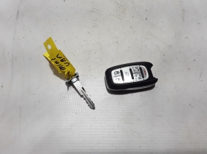   Ignition key 