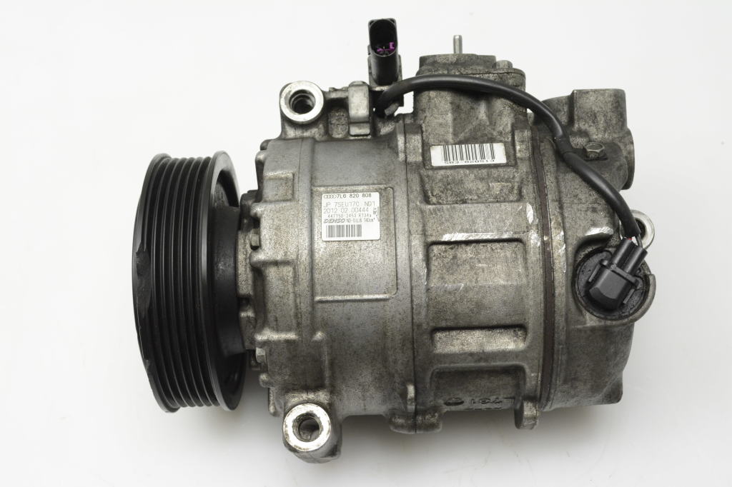 Used AUDI Q7 Air conditioner compressor 7L6820808