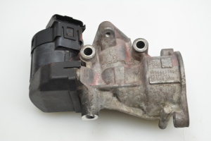  EGR valve 