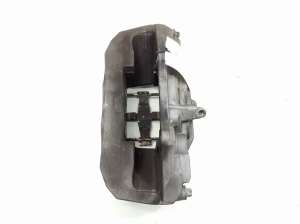 Mercedes Benz C-Class 205 (2014–2021) Eesmine pidurisadul A2054214300 - 3