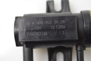 Mercedes Benz C-Class 204 (2007–2014) Magnetventil A0091533128 - 2