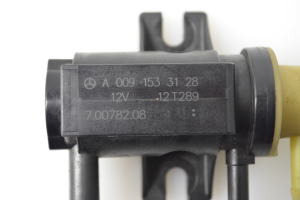 Mercedes Benz C-Class 204 (2007–2014) Magnetventil A0091533128 - 3