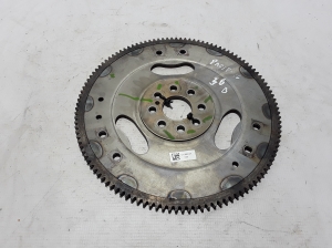  Clutch flywheel 