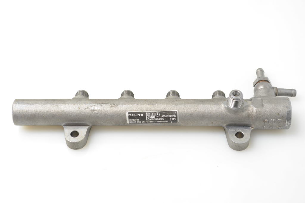Mercedes Benz SLK-Class 172 (2011–2026) Kõrgsurve kütusetoru A6510700595 Mercedes Benz SLK-Class 172 (2011–2026) Kõrgsurve kütusetoru A6510700595