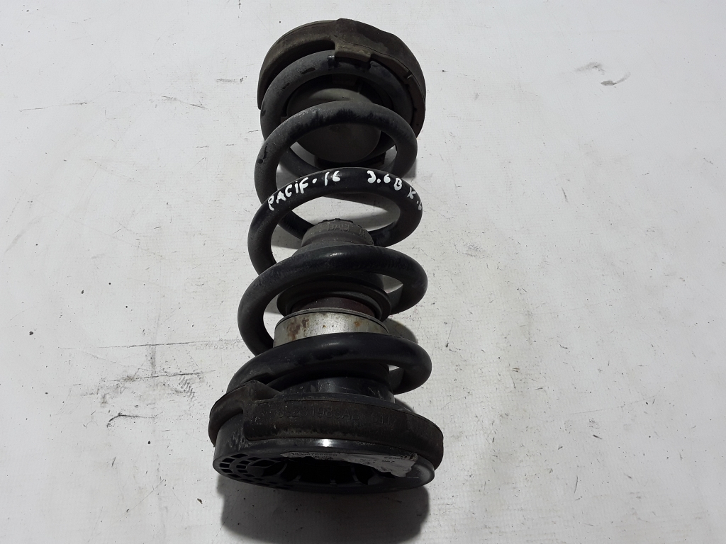 CHRYSLER Pacifica 2 generation (RU) (2016-2023) Rear Left Coil Spring 68231026AA 22412035