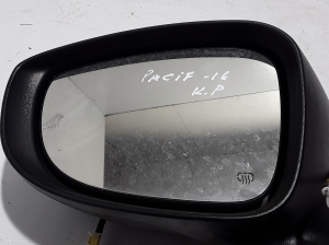  Side mirror and its details 