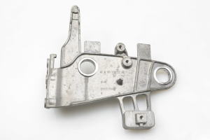 Luftfiltergehäusehalter - A6510902241
