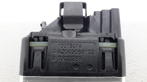 Mercedes Benz B-Class 246 (2011–2017) Front door glass switch A2049058102 - 2
