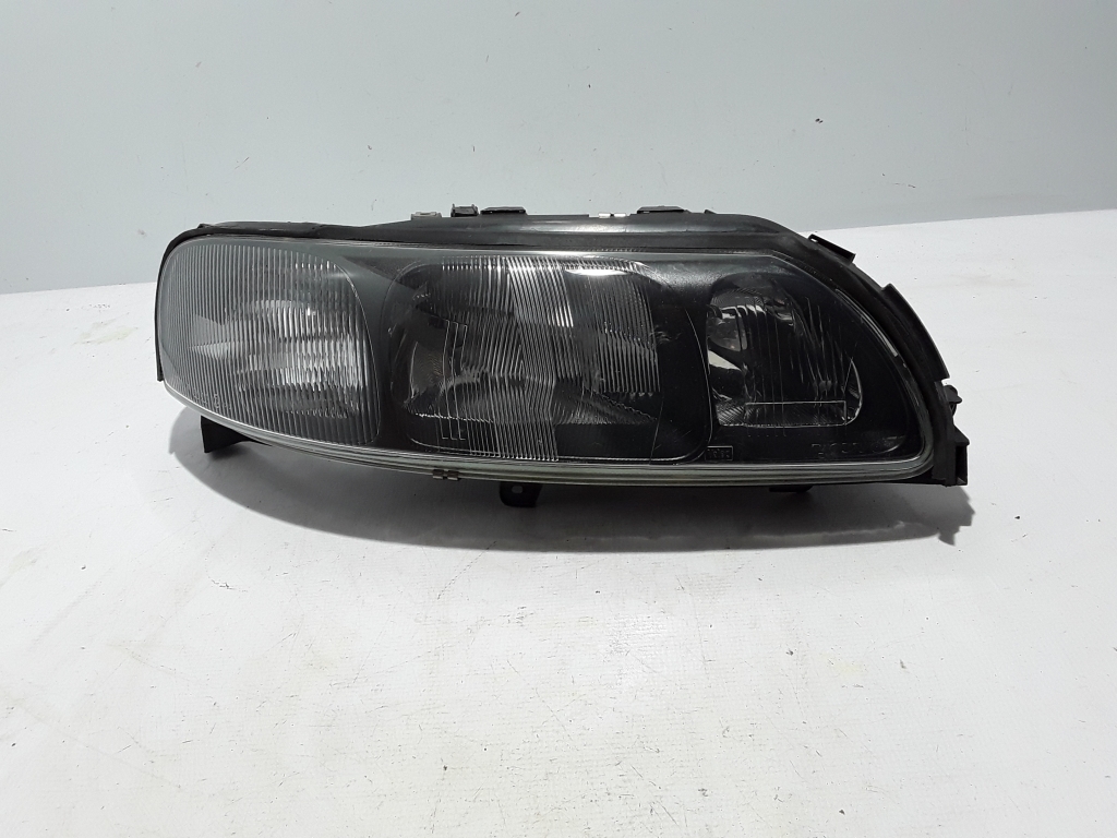 VOLVO S60 1 generation (2000-2009) Front Right Headlight 89005621 22412413