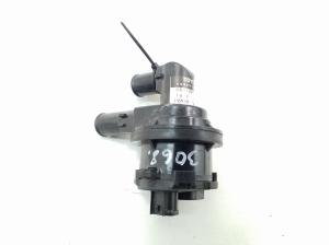 TOYOTA RAV 4 A4 (2012–2018) Auxiliary water pump 8720048110 - 3