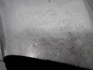 VOLVO XC40 (2017–2026) Endrohrblende 31407969 - 3