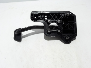  Brake pedal 