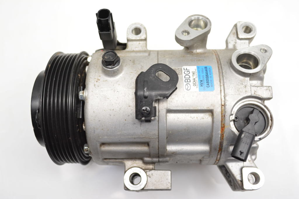 Used Mazda 3 Air conditioner compressor 0CAA1140