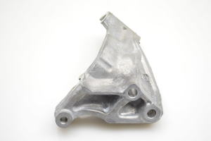 Mazda 3 IV (2019–2026) Alternator bracket S55018371 - 2
