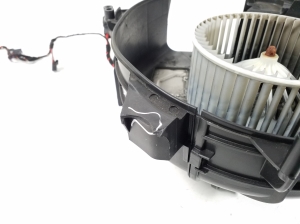 BMW 7 SERIJA F01 (2008–2015) Salongi puhuri mootor 9200936 - 3
