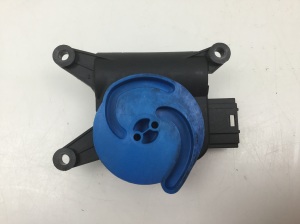 AUDI A4 B7 (2004–2008) Salongi soojenduse klapi mootor 8E1820511F - 3