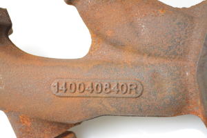  Exhaust manifold 