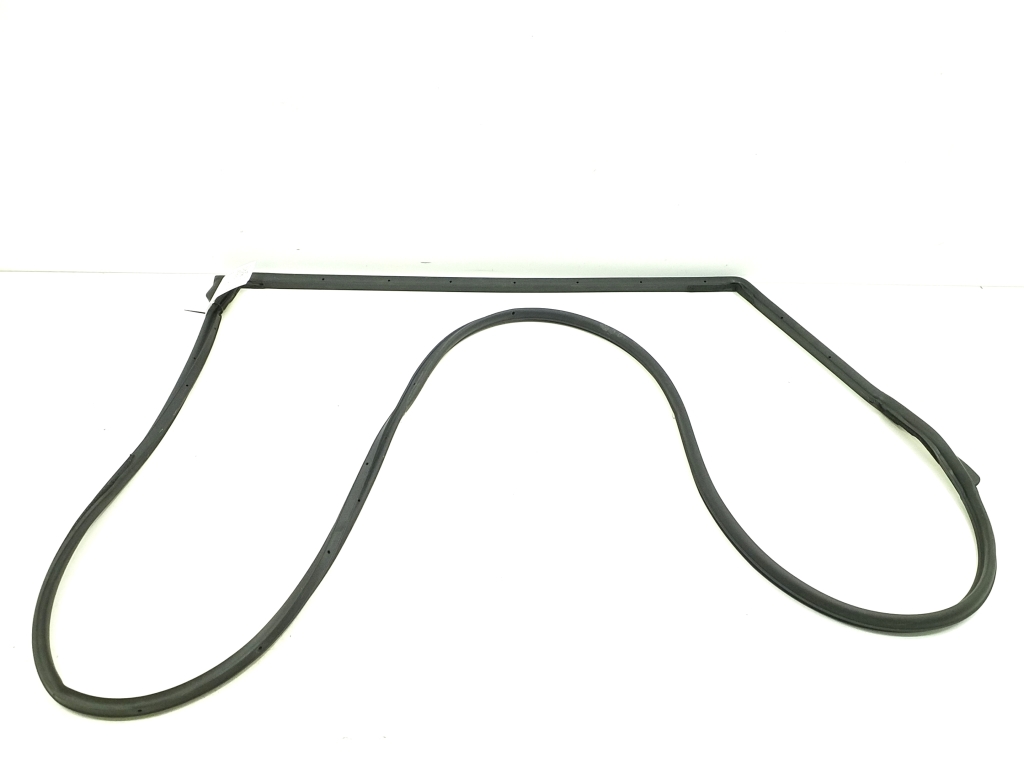 TOYOTA RAV 4 A4 (2012–2018) Aizmugurējo sānu durvju blīvgumija uz durvīm 6787142070 TOYOTA RAV 4 A4 (2012–2018) Aizmugurējo sānu durvju blīvgumija uz durvīm 6787142070