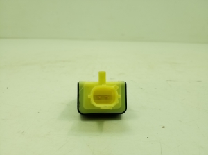 TOYOTA RAV 4 A4 (2012–2018) Airbagsensor 8983133050 - 2