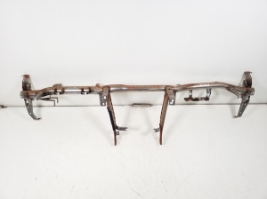   Dashboard crossbeam  -  