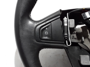  Steering wheel 