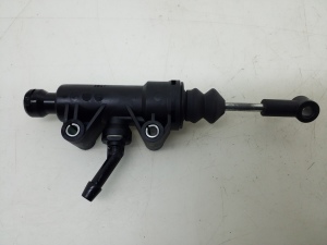 Mercedes Benz C-Class 204 (2007–2014) Siduri peasilinder A2042900112 - 2