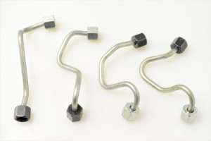 Fuel injector lines