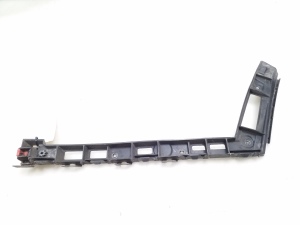  Rear bumper bracket 