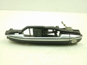 Mercedes Benz C-Class 202 (1993–2001) Front door external opening handle and its details - 2